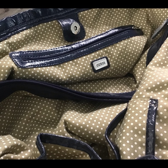 Guess Signature Canvas Tote Large - Picture 11 of 13